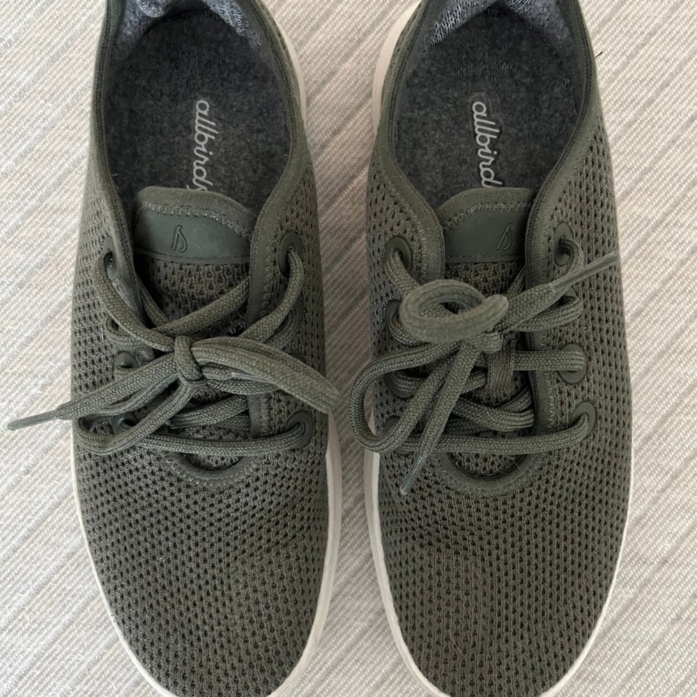 Allbirds Dark Green Tree Runners Sz. 8